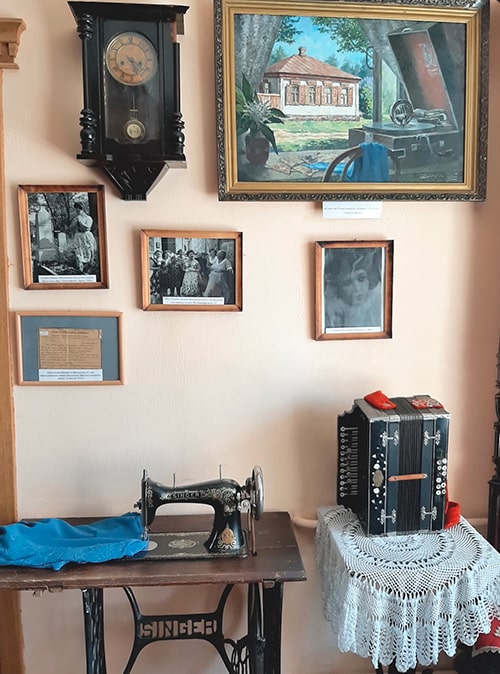 Фрагмент экспозиции, посвящённой К.И. Шульженко, в «Музее знаменитых харьковчан»