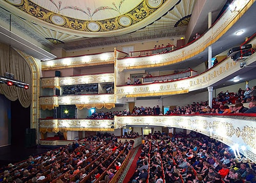 Зрительный зал Московского театра оперетты