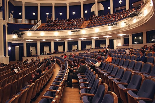Зрительный зал Музыкального театра
